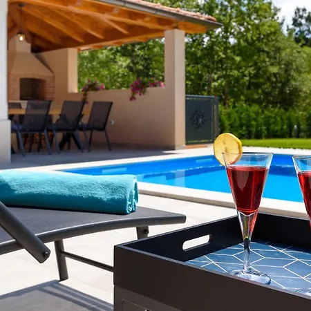 Villa Vega *